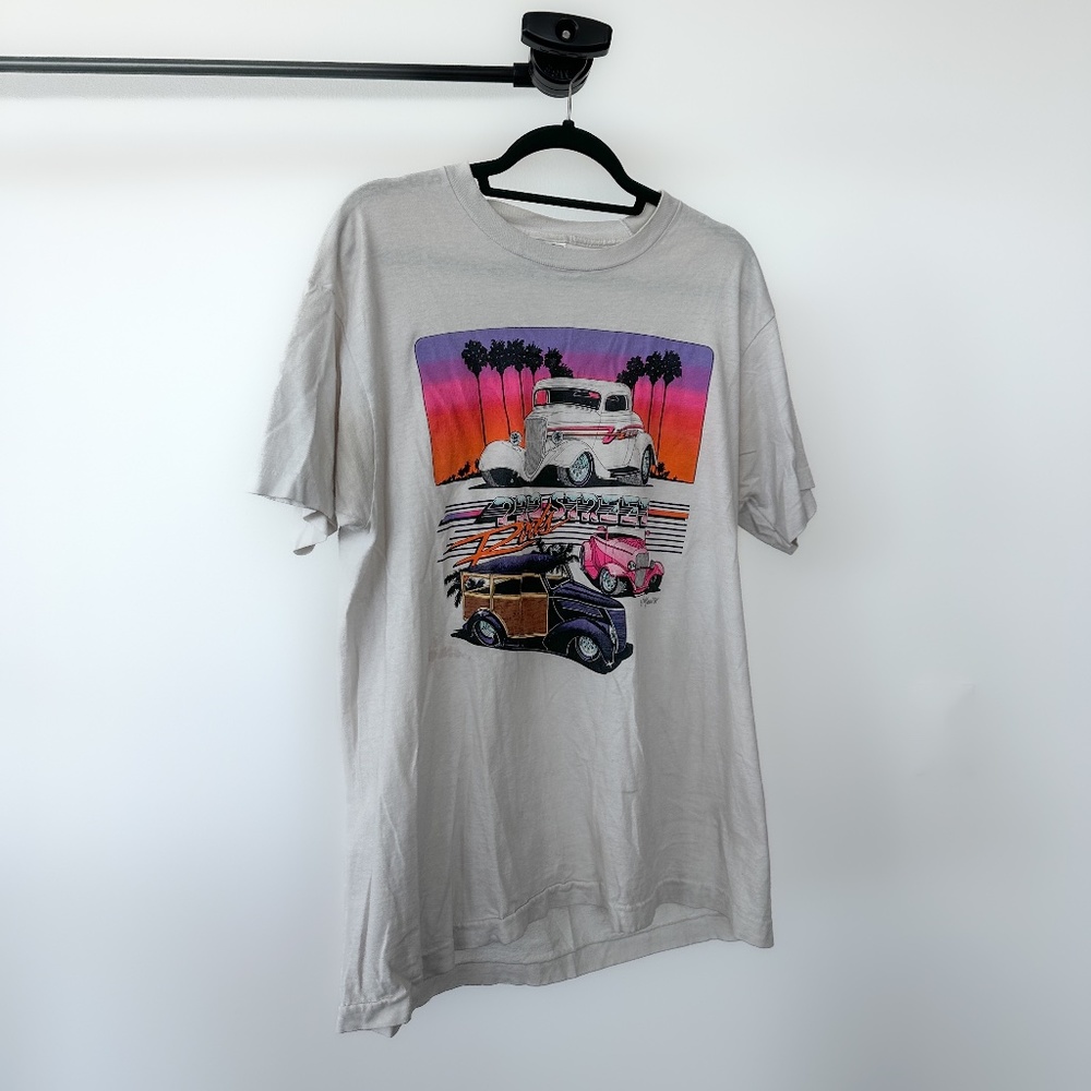 VINTAGE CAR T-SHIRT